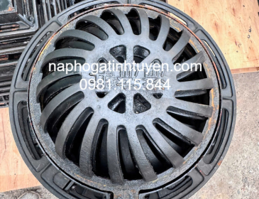 Các nguy hiểm tiềm ẩn khi lắp đặt nắp hố ga không đúng kĩ thuật