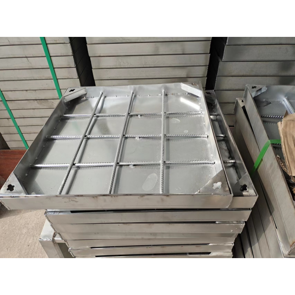 Nắp hố ga vuông inox âm sàn