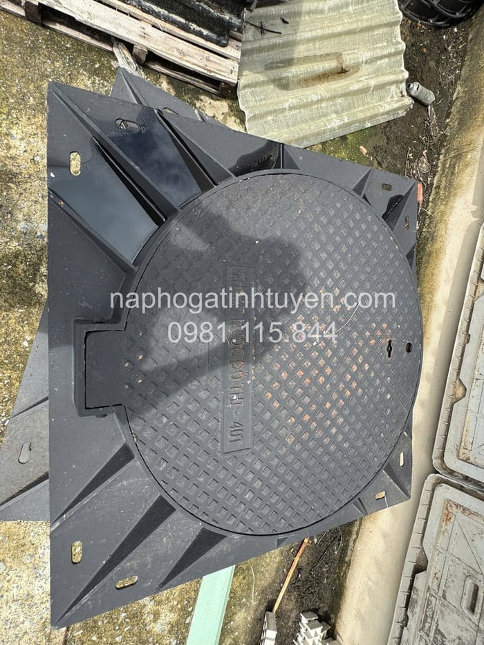 Nắp Hố Ga Chế Tạo Bằng Vật Liệu Gì?