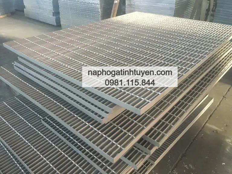 Công ty TNHH Công Nghiệp Tĩnh Tuyền Việt Nam mang đến cho khách hàng giải pháp phù hợp với tấm sàn grating mạ kẽm cao cấp tại TP HCM – Tối ưu độ bền và khả năng thoát nước.