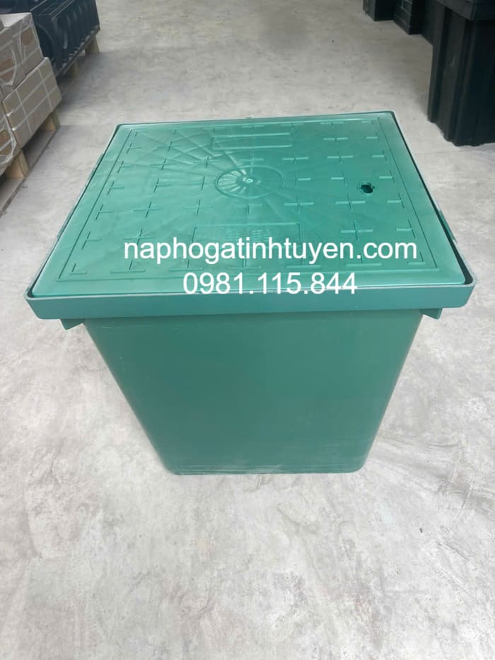 Hố luồn dây nhựa