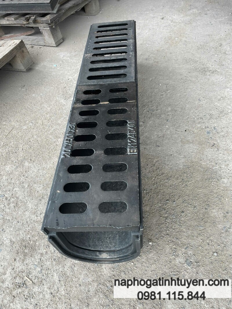 Máng thoát nước chữ U