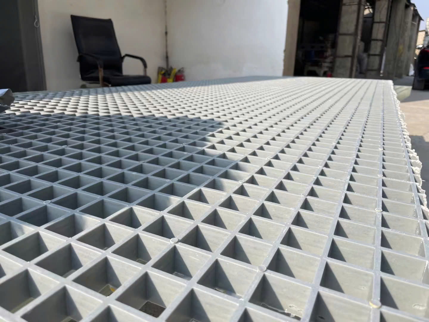 tấm lót sàn composite